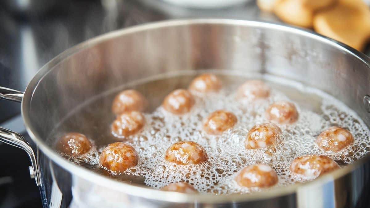 Cuisson Des Diots De Savoie à L'eau